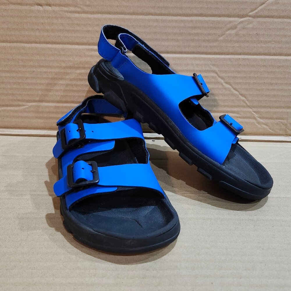 Size 4 Boys Blue Sandals